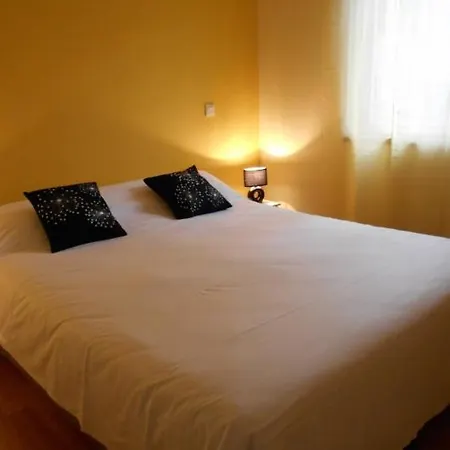 Chalet T3 Pres De Foix Шале *